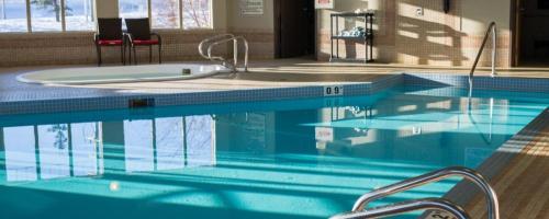 Peavine Inn & Suites